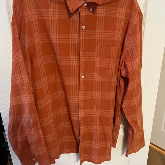 J.Crew Men's Rust Plaid Shirt - Picture 1 of 3